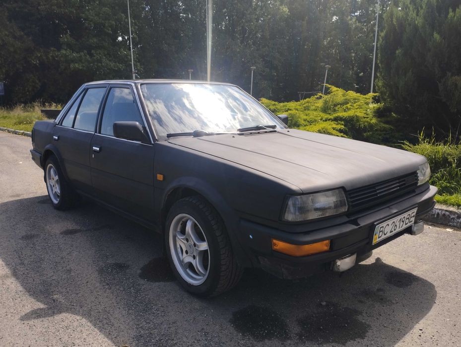 Продаю Ніссан Блюбірд