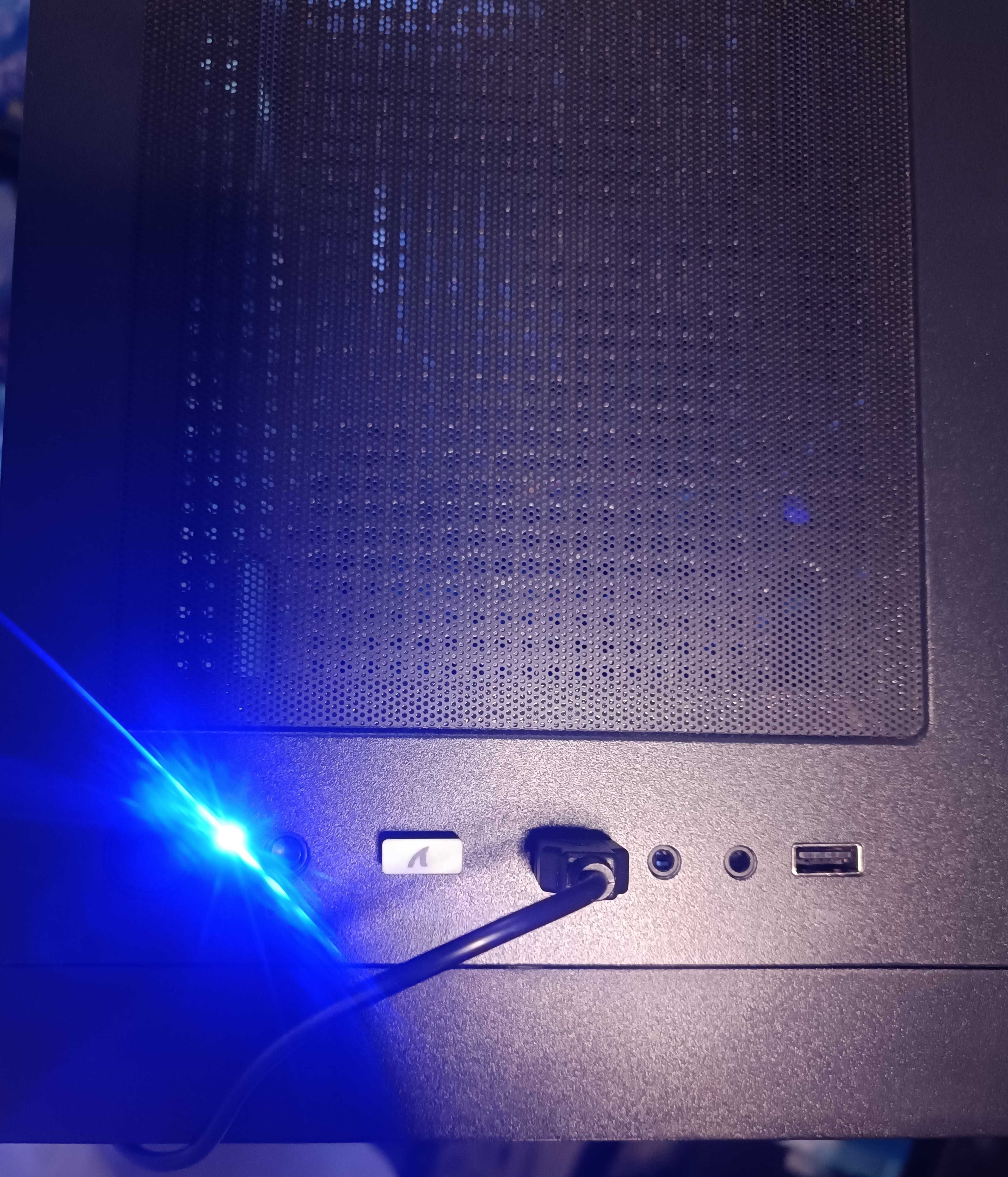 PC Ryzen 5 3600 | GTX Gigabyte 1660 | 256GB M2 | 16GB RAM
