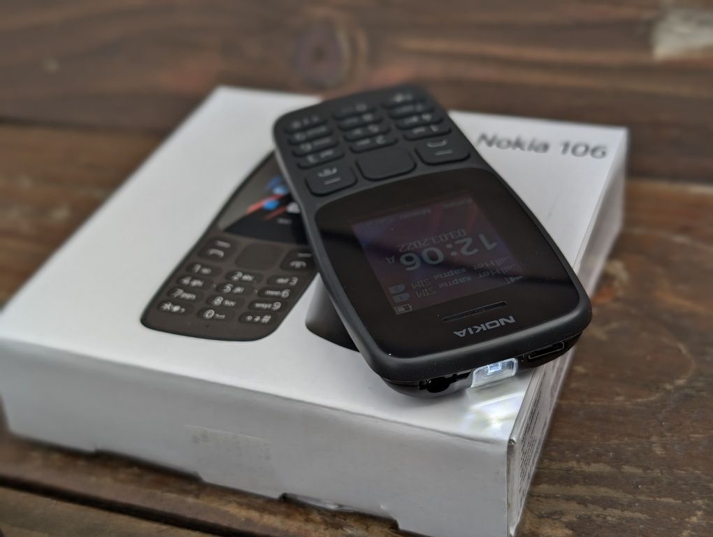 Легендарна Nokia 106 — простий телефон на кожен день