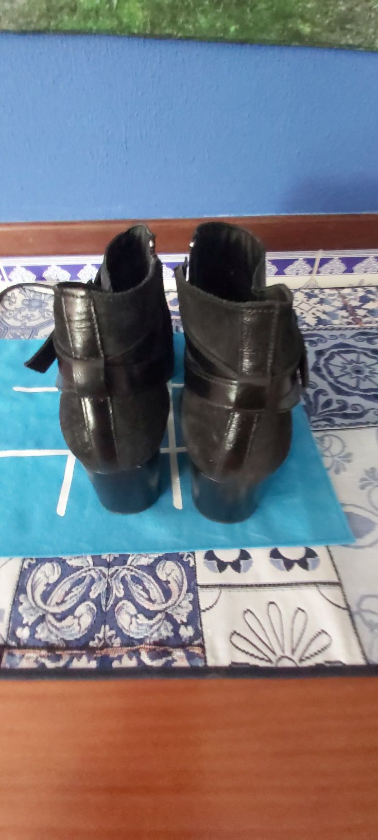 Botins de senhora, T 39 ,usados poucas vezes.