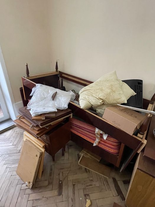 Віддам меблі безкоштовно