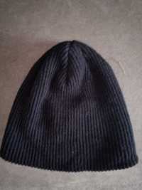 Zimową    czapka