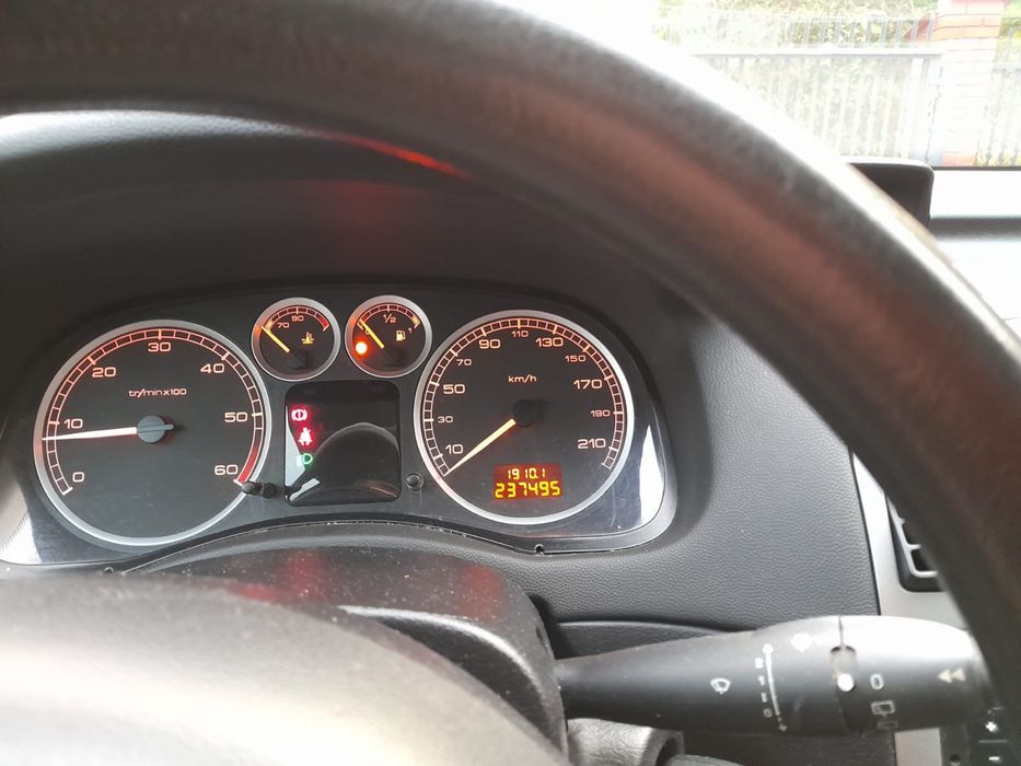 Sprzedam samochód osobowy Peugeot