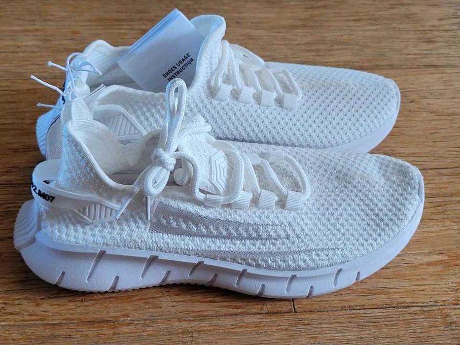 Sneakersy, buty sportowe, nowe, rozmiar 43, marki House