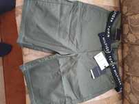 Spodenki Tommy Hilfiger nowe dwa rozmiary