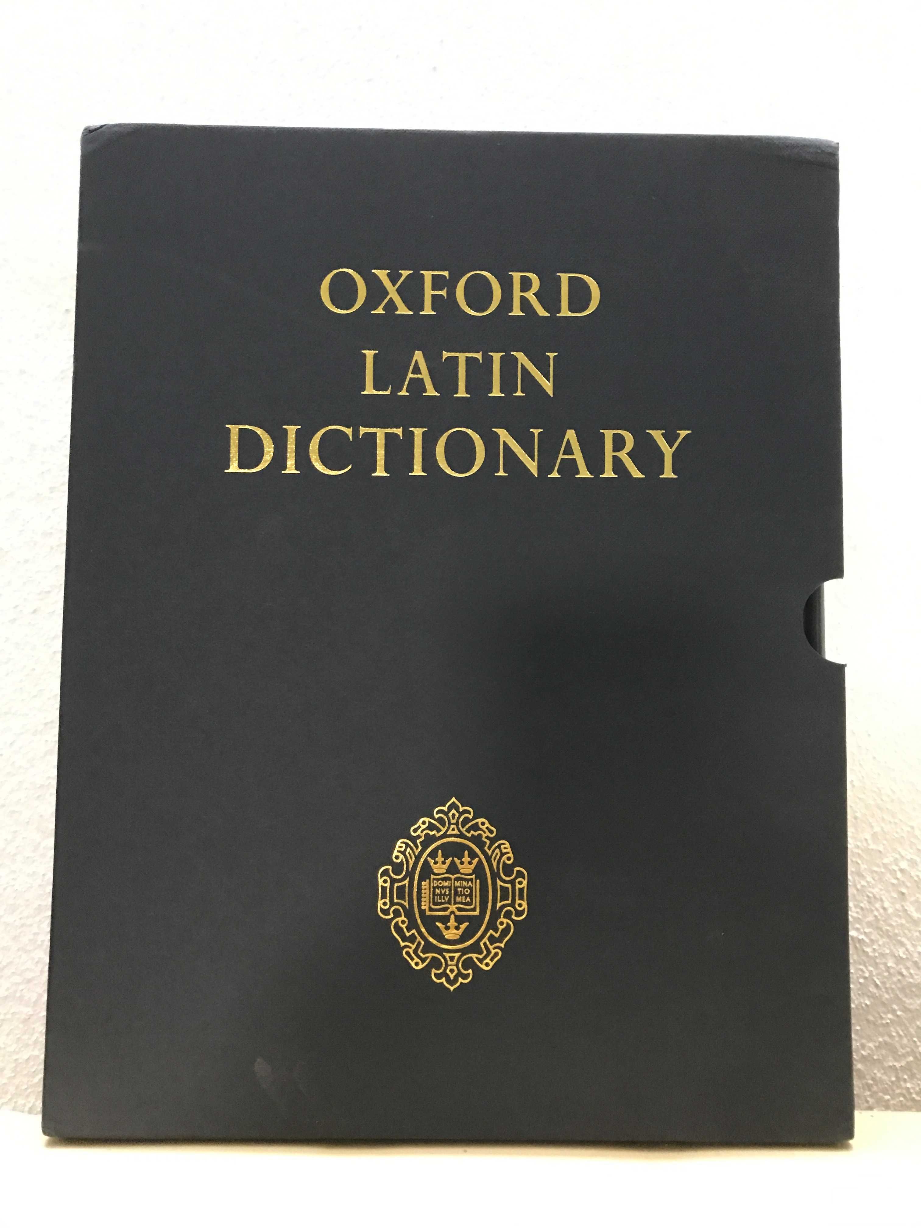 OXFORD  LATIN  DICTIONARY