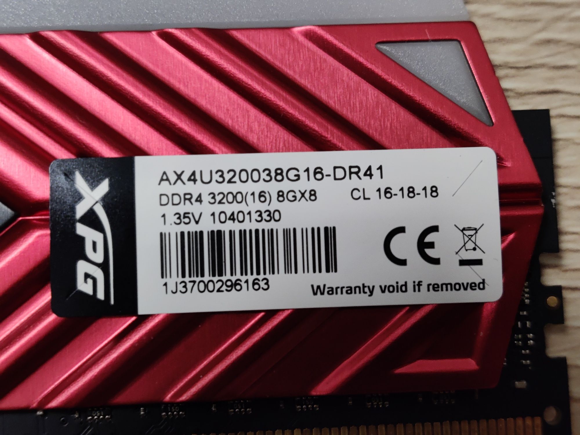 Pamięć RAM ADATA XPG SPECTRIX D41 DDR4 3200 CL16 16gb