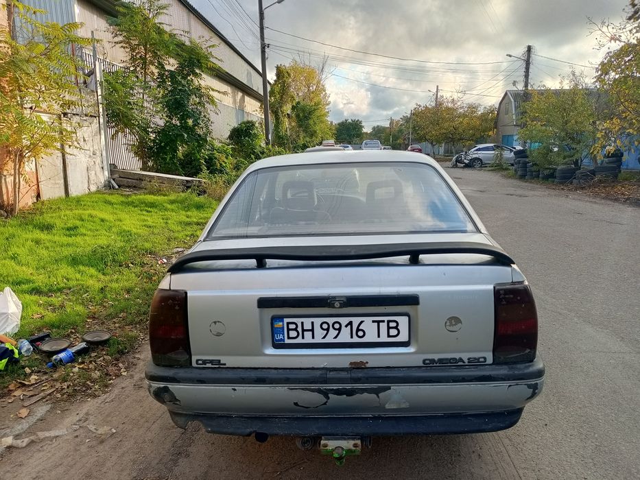 Срочно Продам Опель омега 2.0