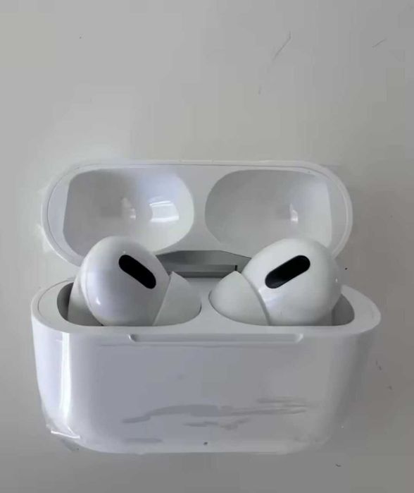 Продам новые AirPods Pro 3 – стильные и удобные беспроводные наушники!