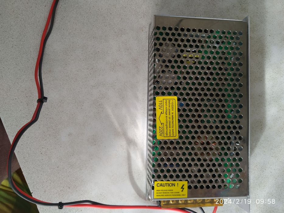 Радиодетали: лампы,конденсаторы,диоды и другое