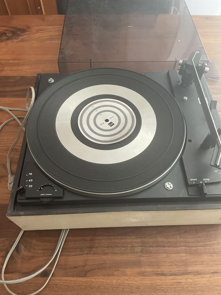 Gramofon Dual 1210