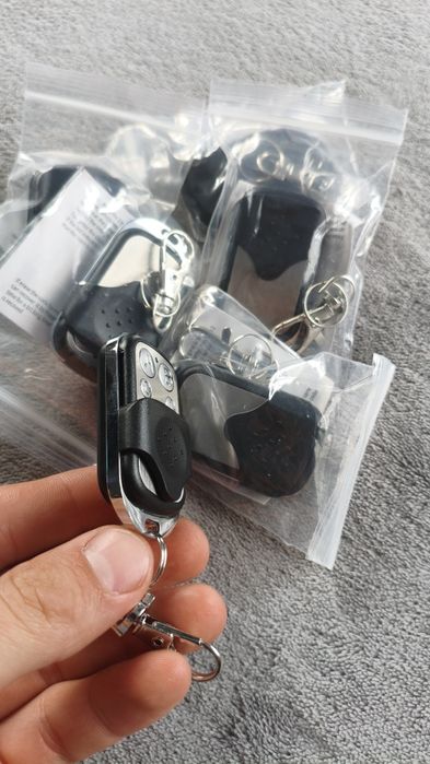 Пульт дублікат брами воріт шлагбаума і т.д 433мгц ,легко кнолнуєтся