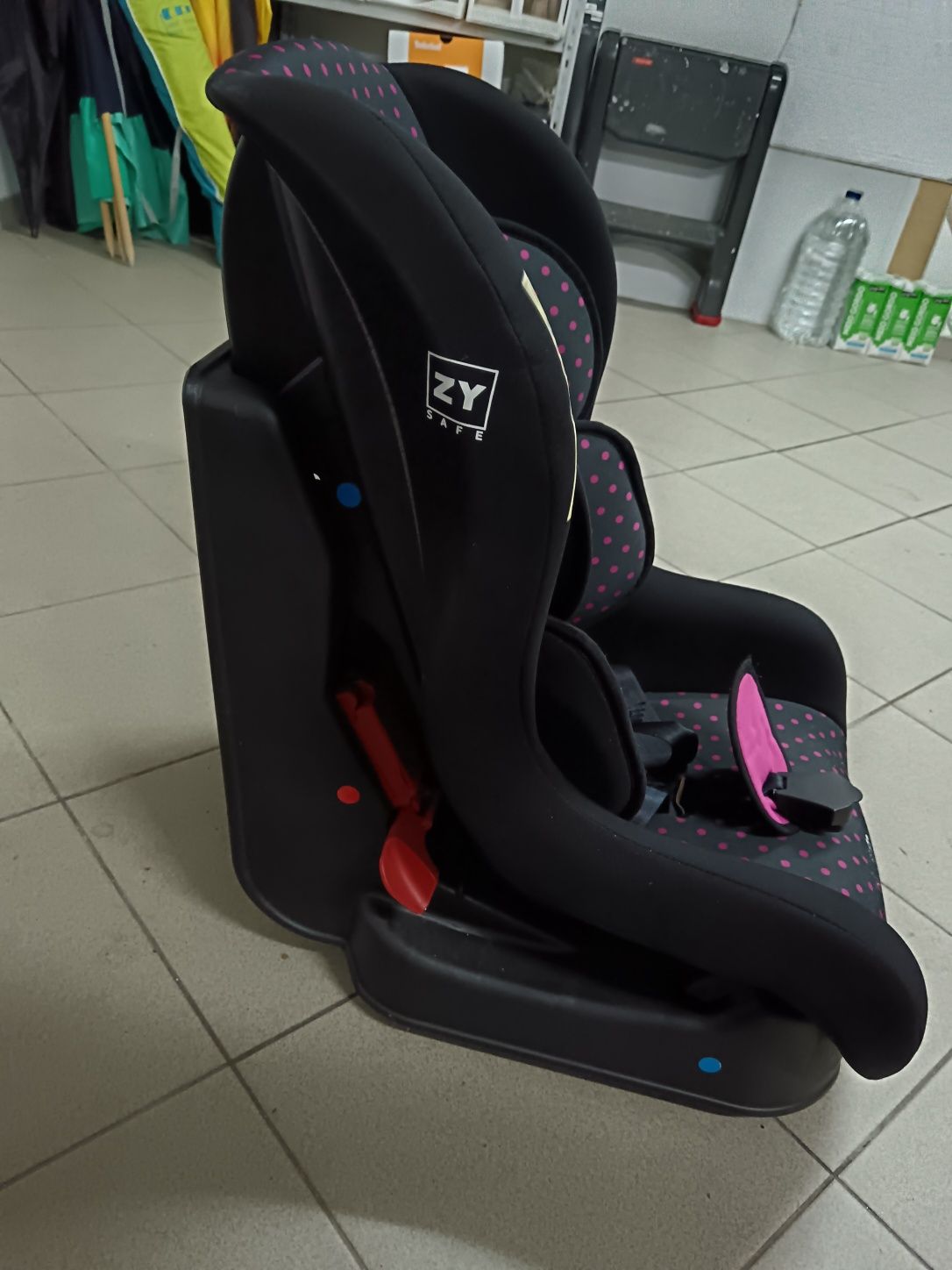Cadeira auto Zippy grupo 1 até aos 18kg