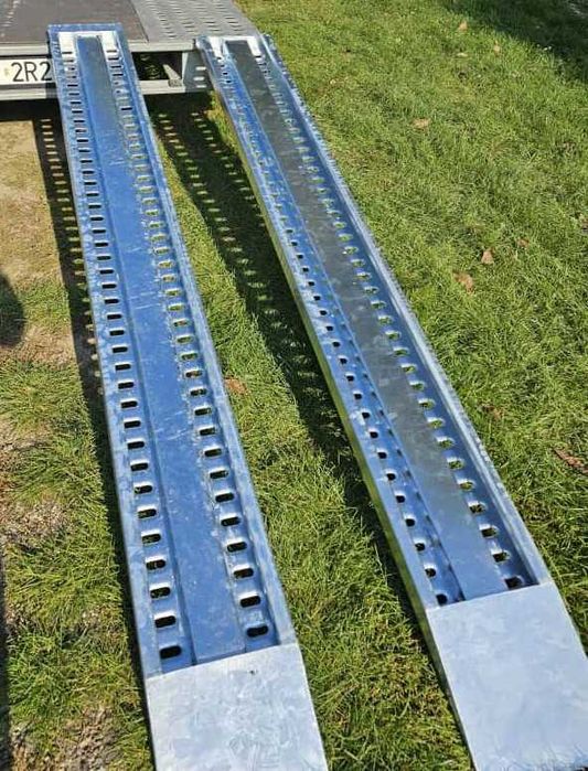 Najazd podjazd LOHR 3m laweta przyczepka antypoślizgowa PRODUCENT