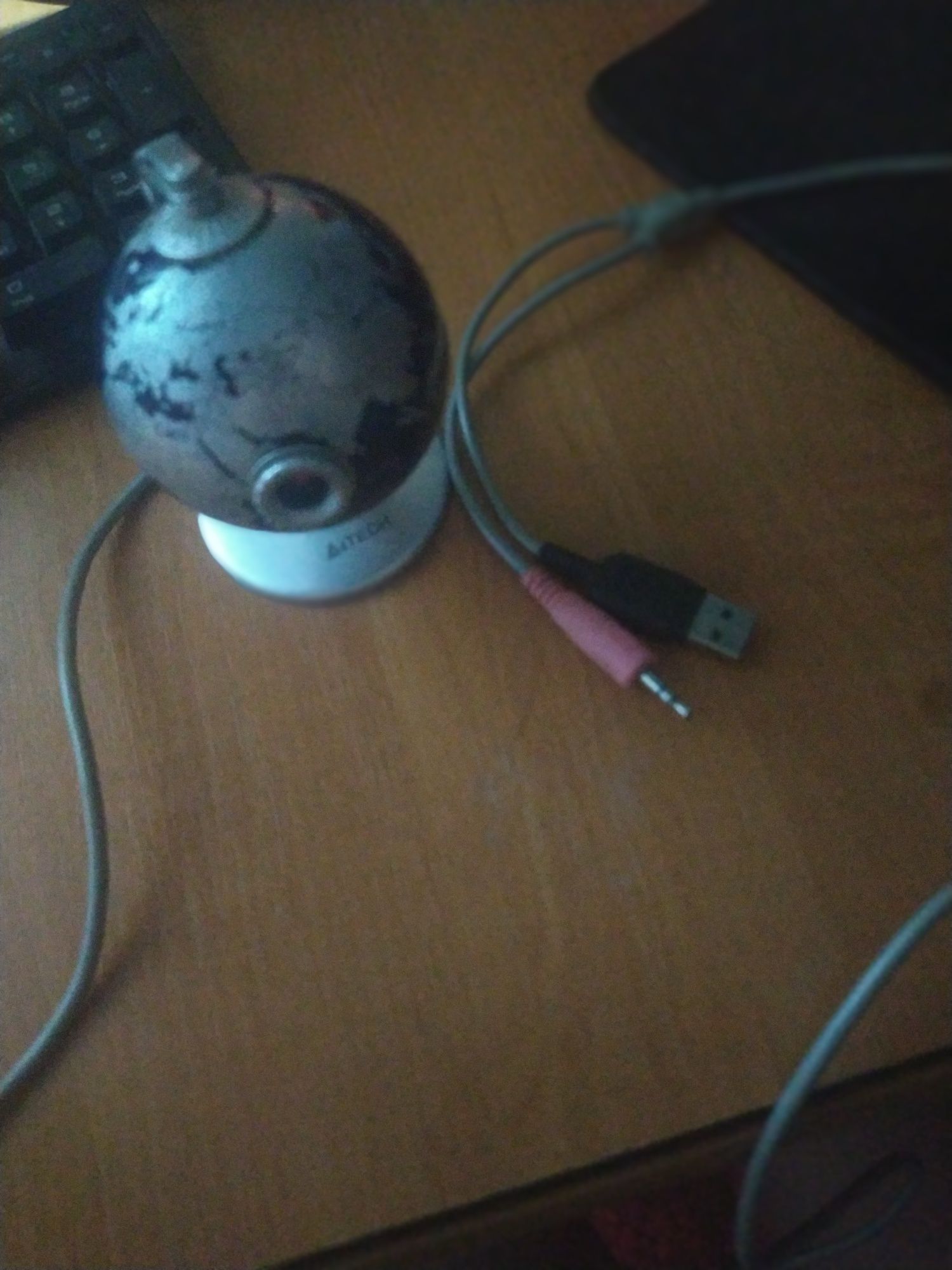 Продам веб-камеру  A4TECH pk-935