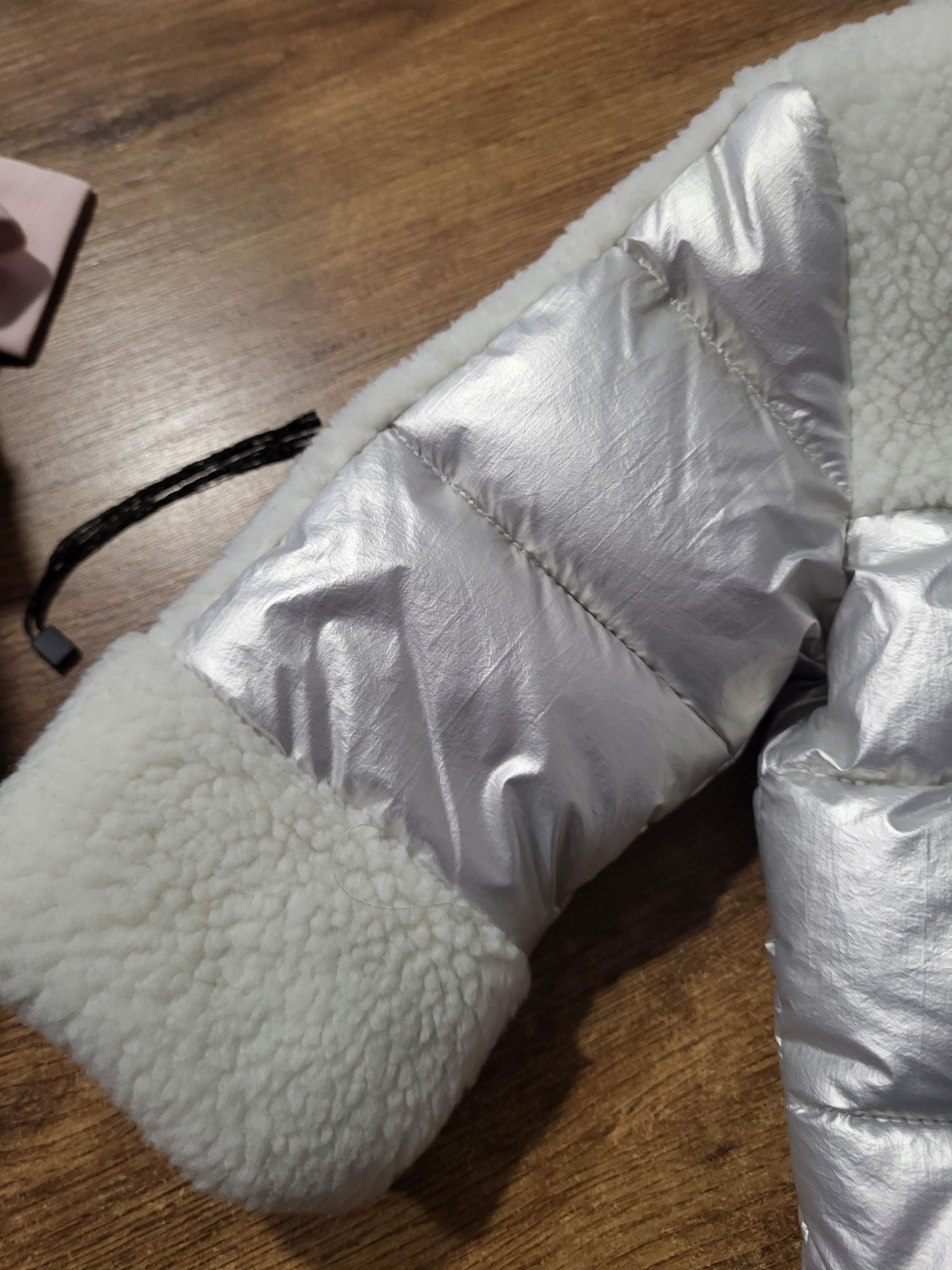 Super kurtka firmy RIVER ISLAND