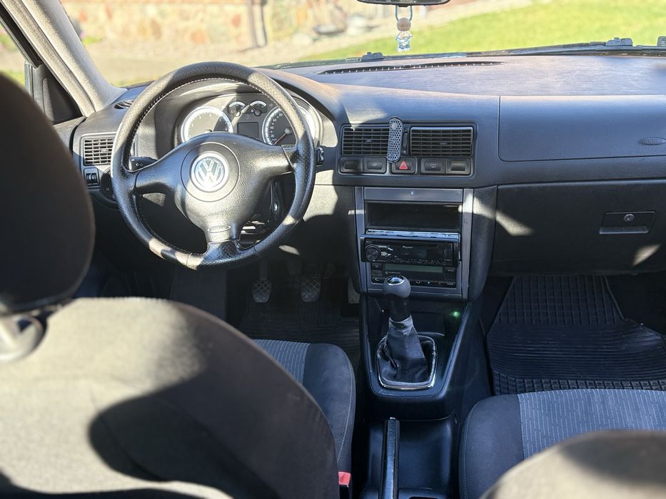 Volkswagen Golf 4 1.6