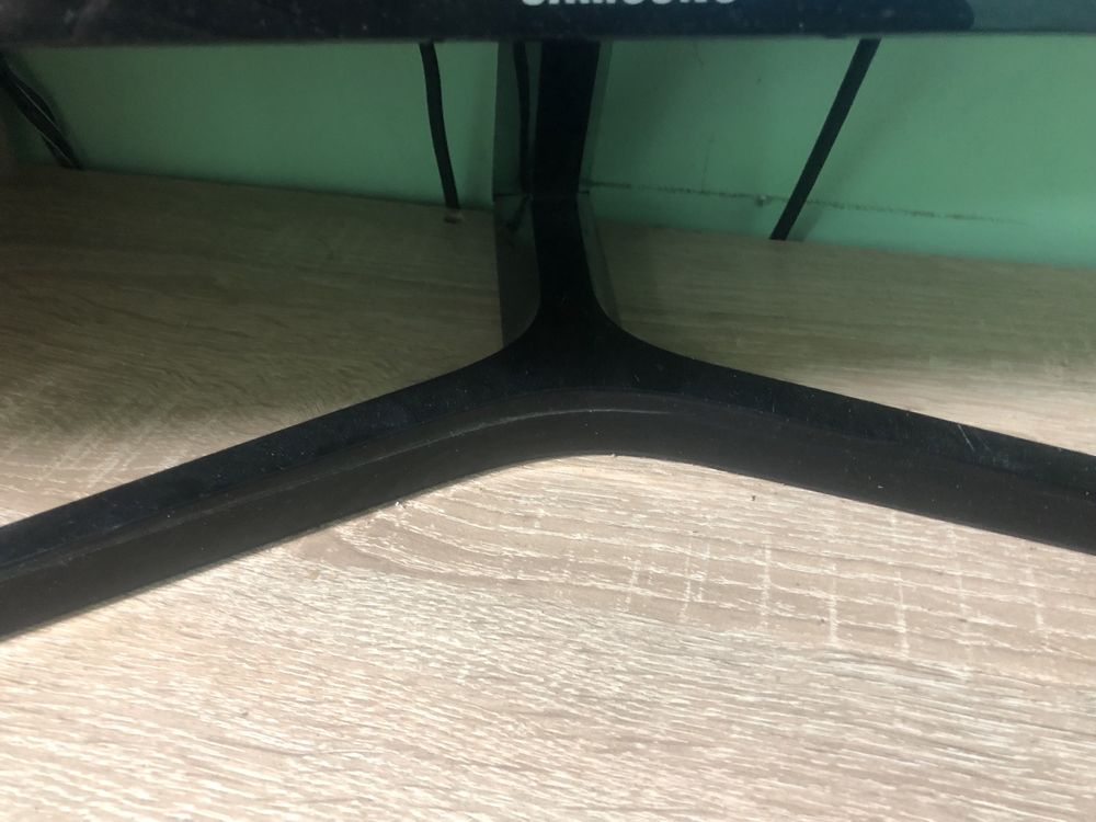 Монитор 144гц Samsung Gaming C24RG50