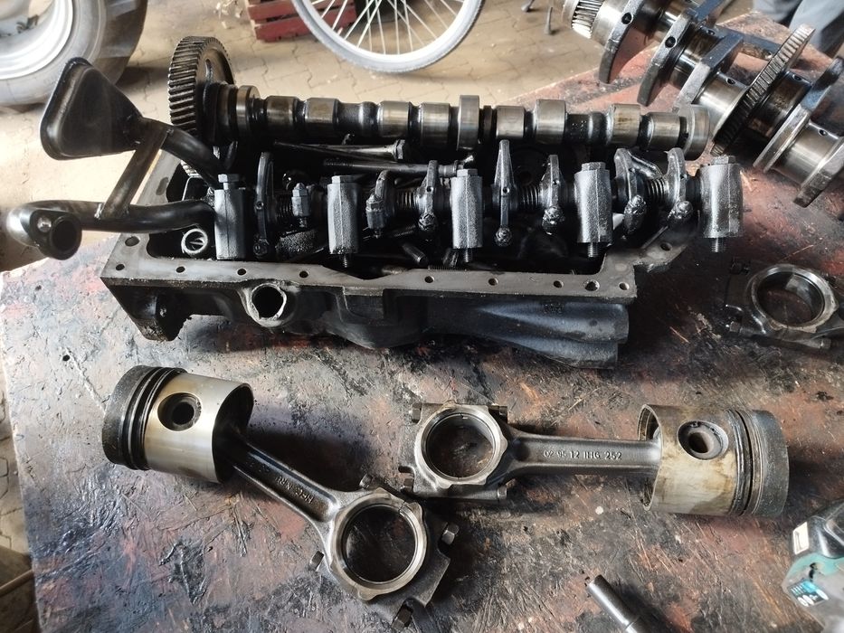 case 3210, 3220, 3230, 4210, 4220, 4230, 4240 d239 korbowód miska