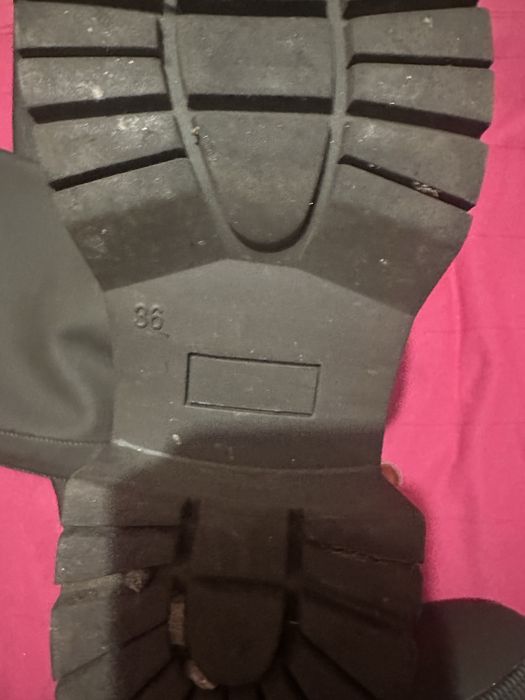 Чоботи house brand