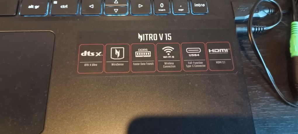 Nitro v15 Notebook gamer Novo