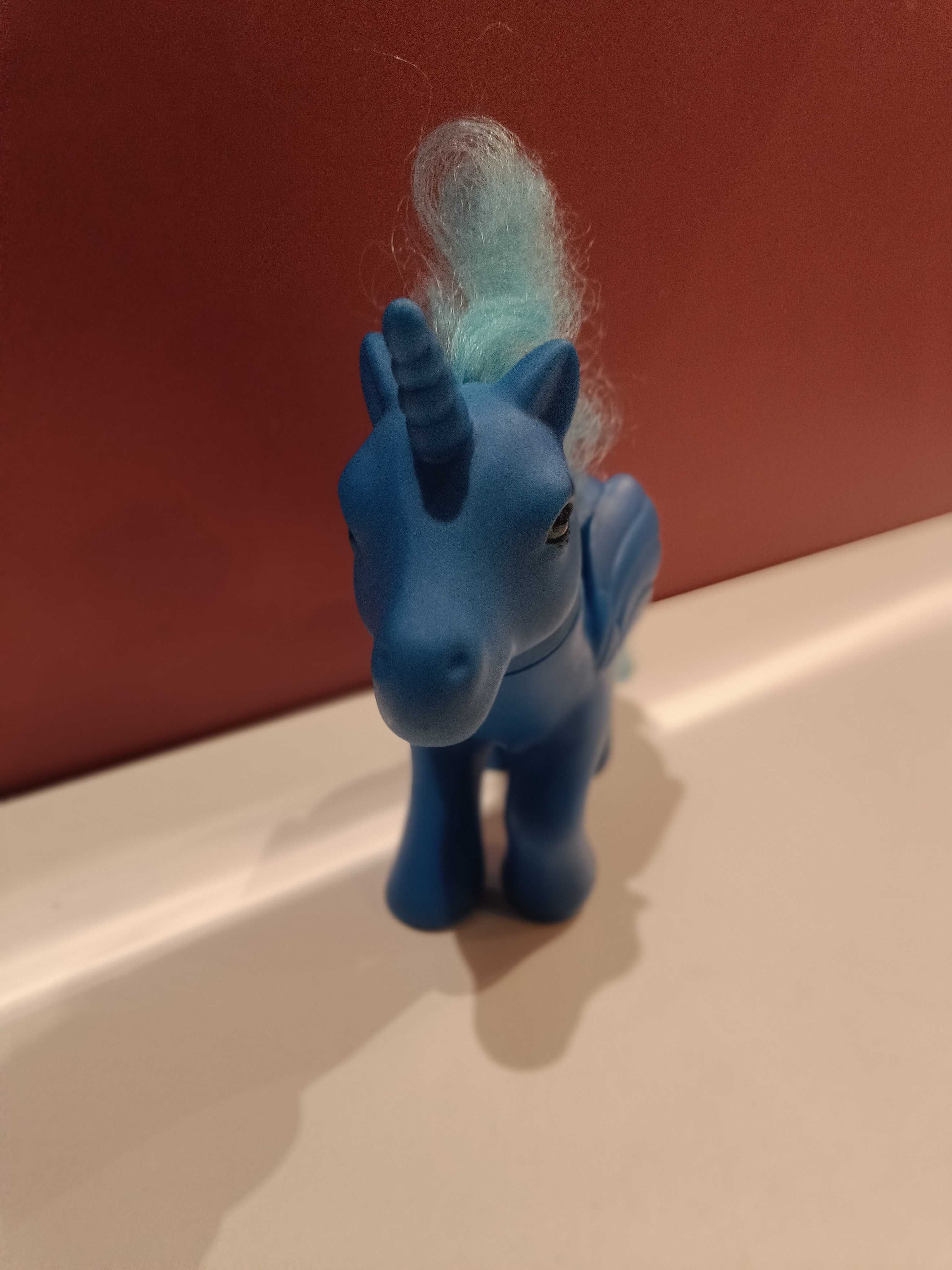 Lalka figurka Koń