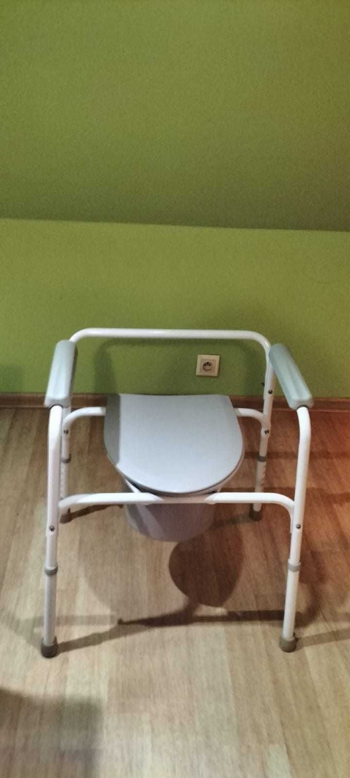 Krzesełko z toaletą