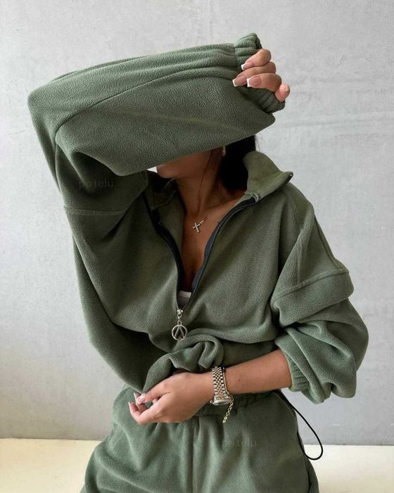 Женский флисовый  костюм, кофта и штаны  от 42 до 52 рр .