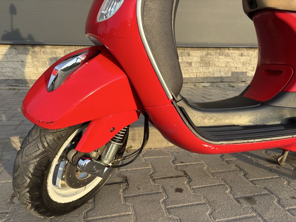 Piaggio Vespa LX50