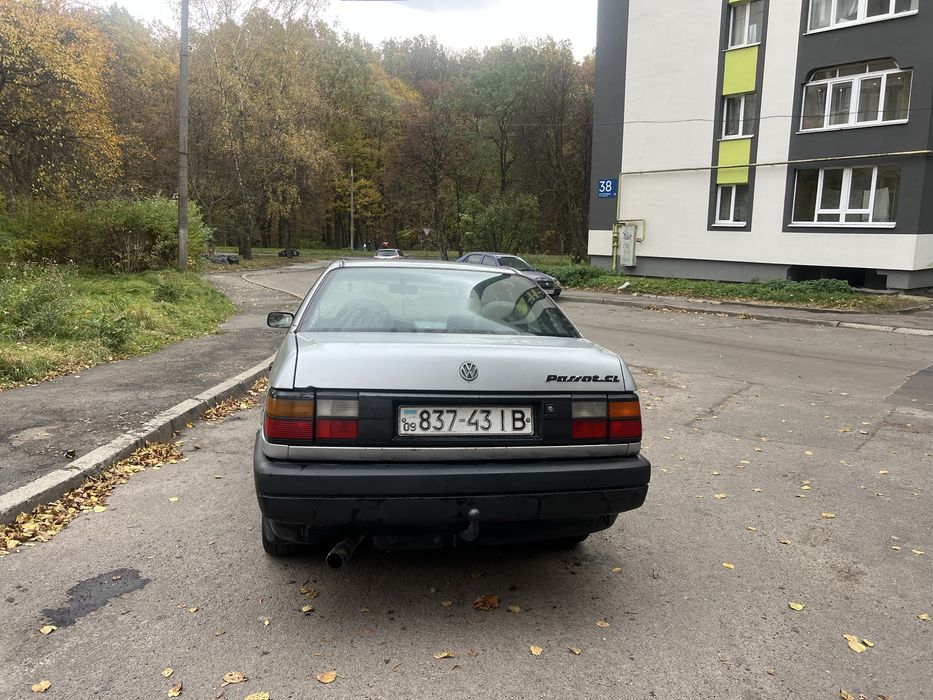 Passat b3 1991 1.8 бенз