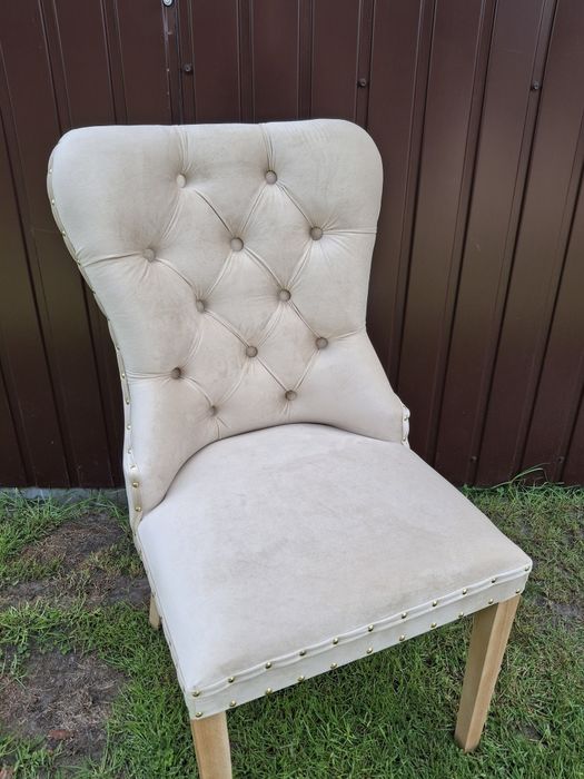 Krzesło Maddam pinezka złota