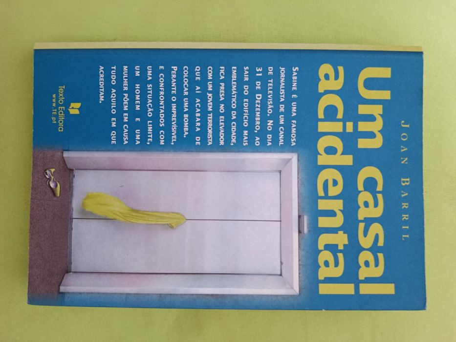 Lote dourado de 8 LIVROS ( III )