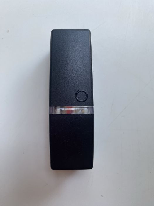 Помада губная матовая