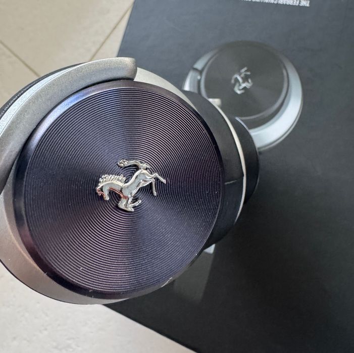 Słuchawki Ferrari by Logic3 T250 Cavallino jak nowe