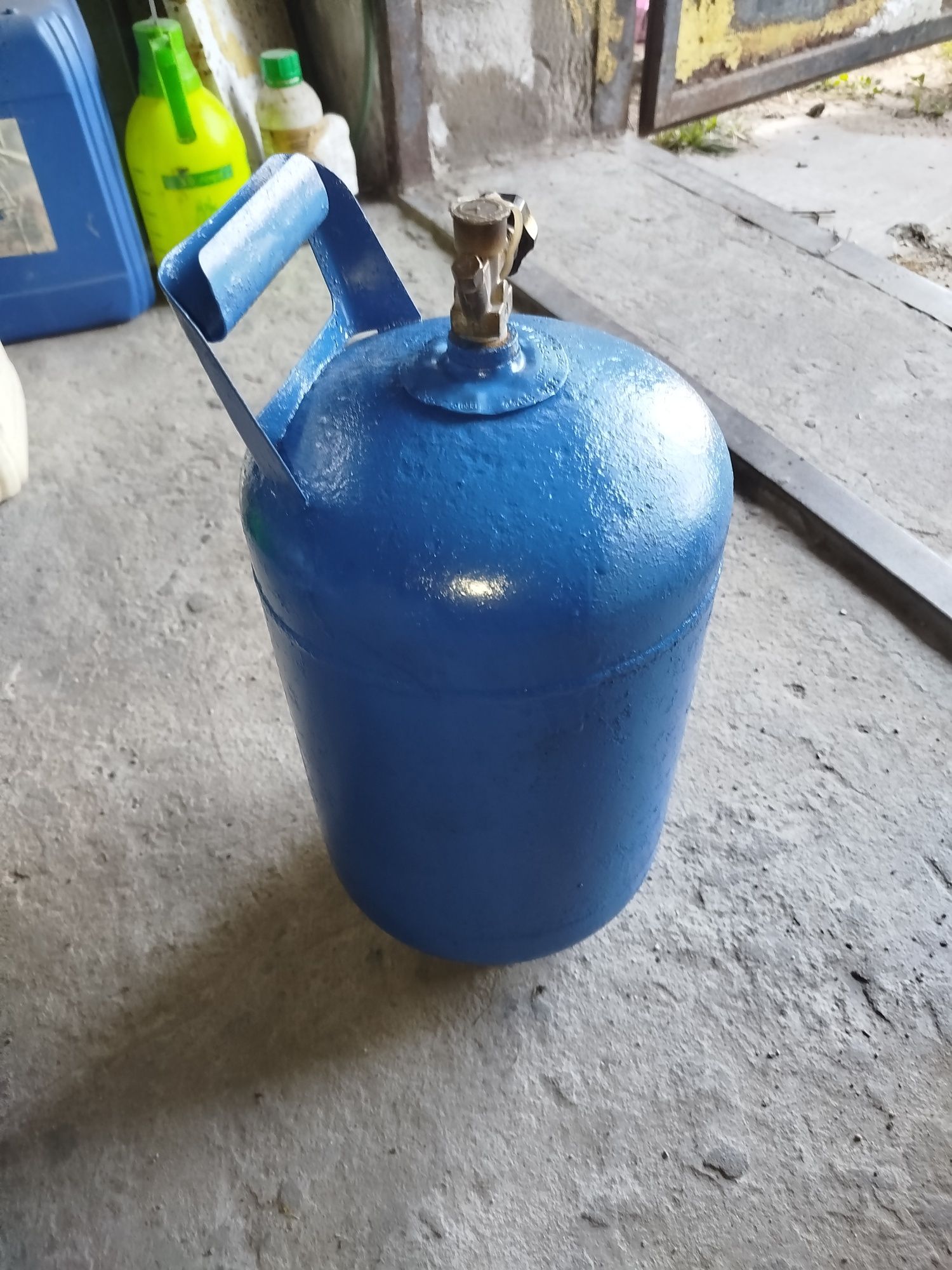 Балон газовий 5л,8л різьба 16мм відправлю