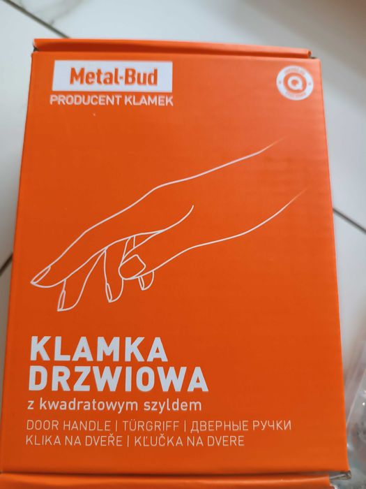 Klamka drzwiowa kwadratowy szyld