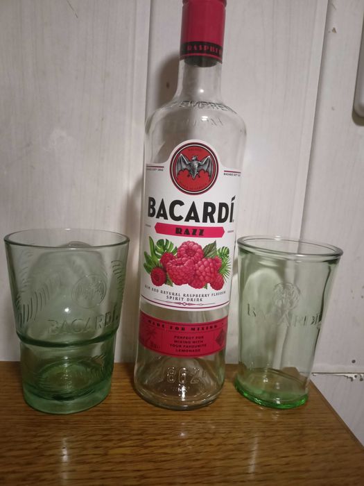 Szklanki Jack Daniels.bacardi havana club coca cola