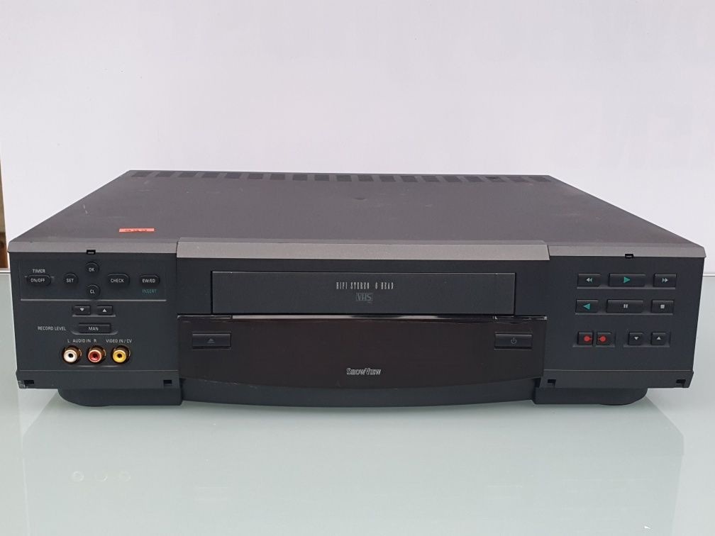 GRUNDIG GV-440 S-VHS Playback Hi-Fi Stereo