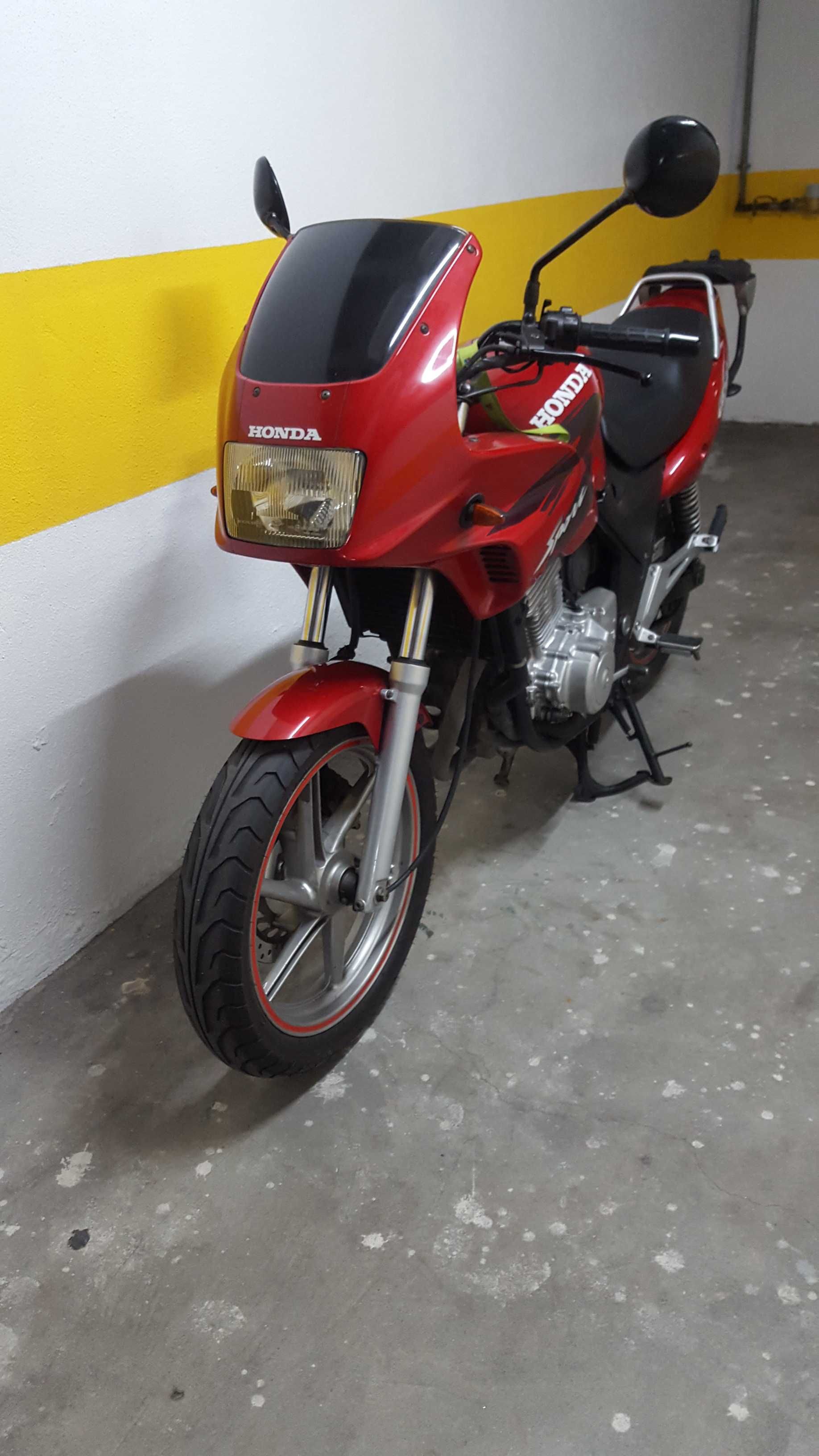 Honda CB500 Sport