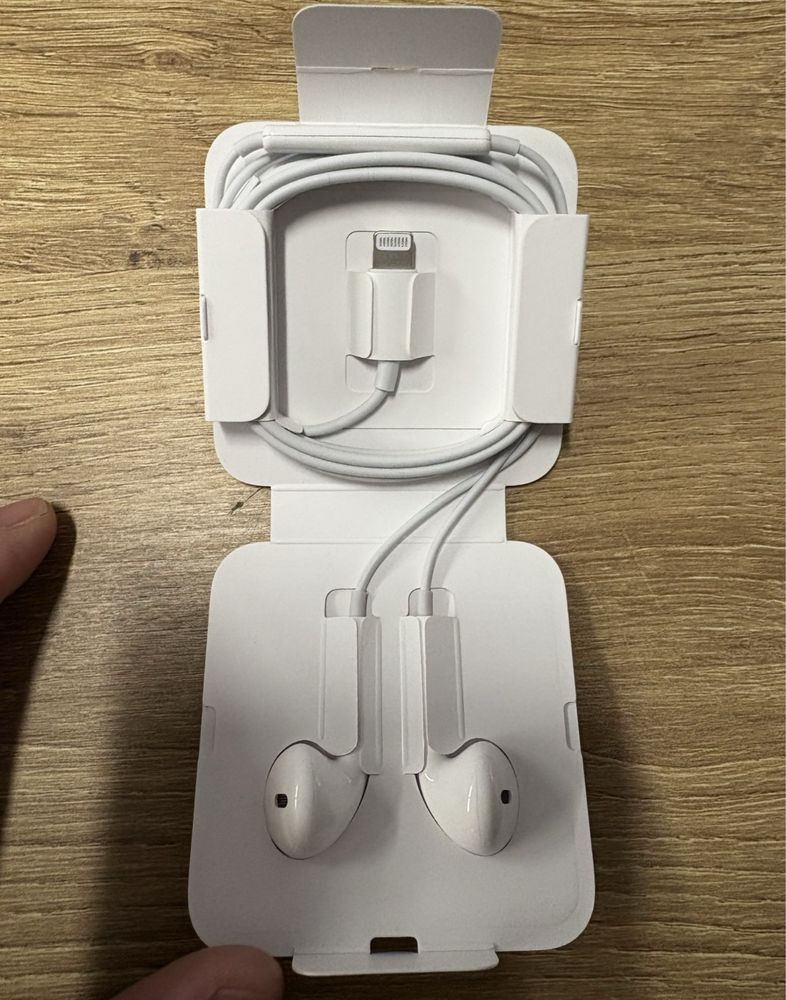 Навушникі Earpods lightning лайтнинг провідні оригінальні наушники