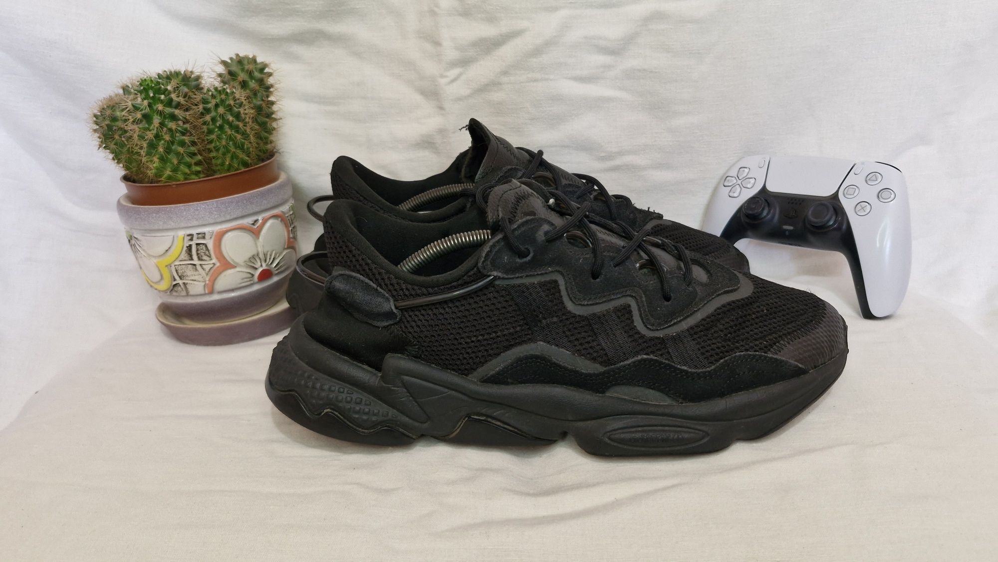 Кросівки Adidas Ozweego.Розмір 46