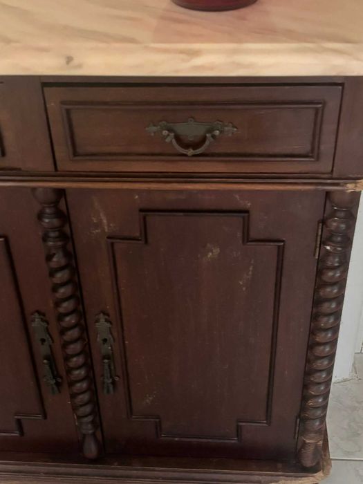 Movel de Madeira com pedra