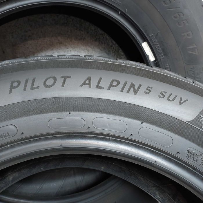 235/65R17 шини зимові б у зима Michelin Pirelli резина