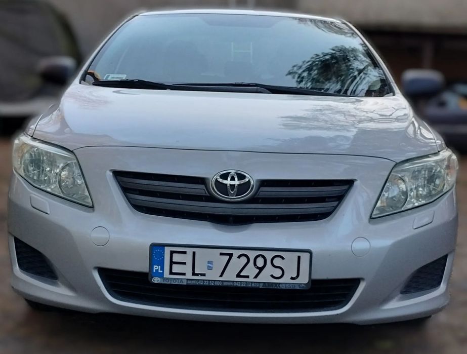 Toyota Corolla Toyota Corolla z polskiego salonu z bezwypadkową historią