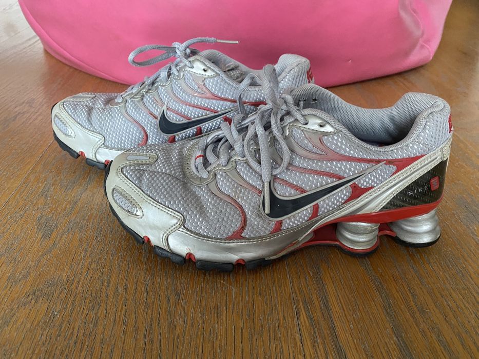 Ténis Nike com amortecedores