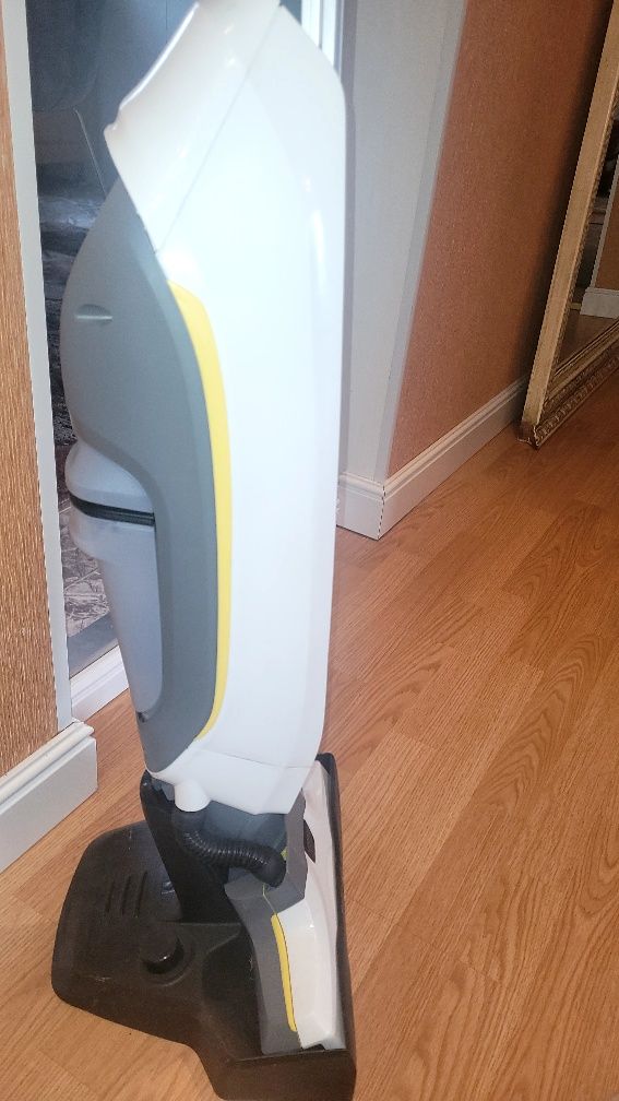 Пилосос ручний миючий Karcher FC 5 Premium