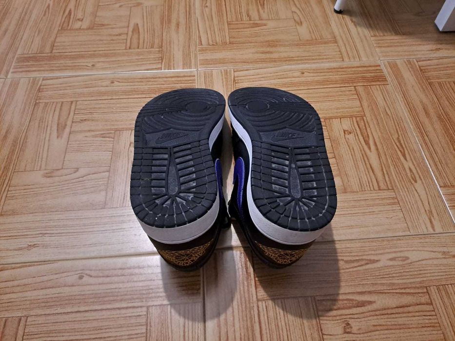 Air Jordan 1 Low Dark Concord