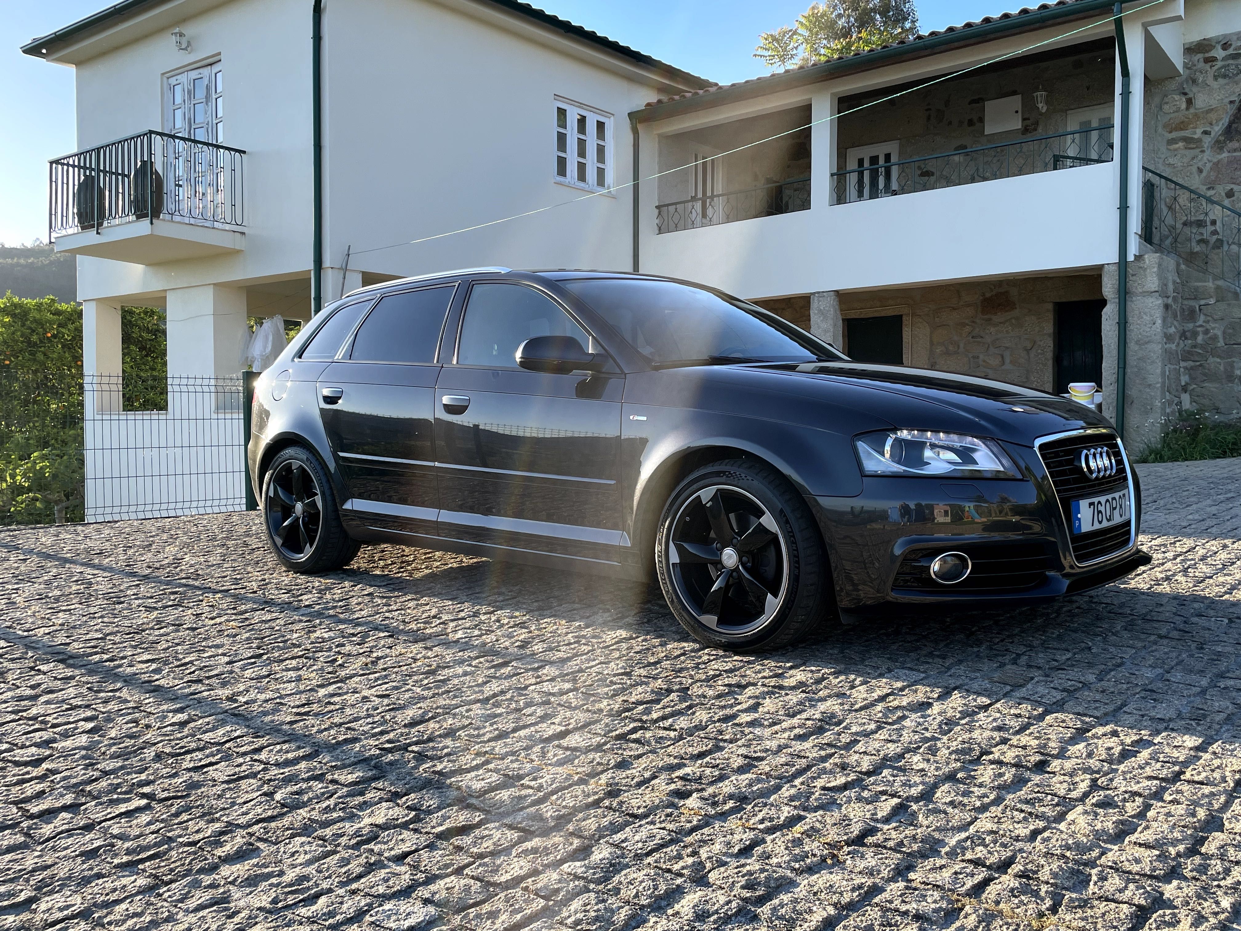 Audi A3 Sportback 2.0TDI S-LINE