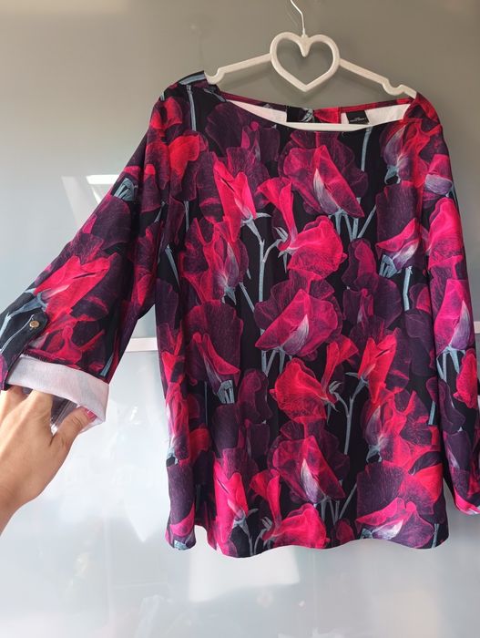 Piękna bluzka damska w kwiaty r.xl 42-44