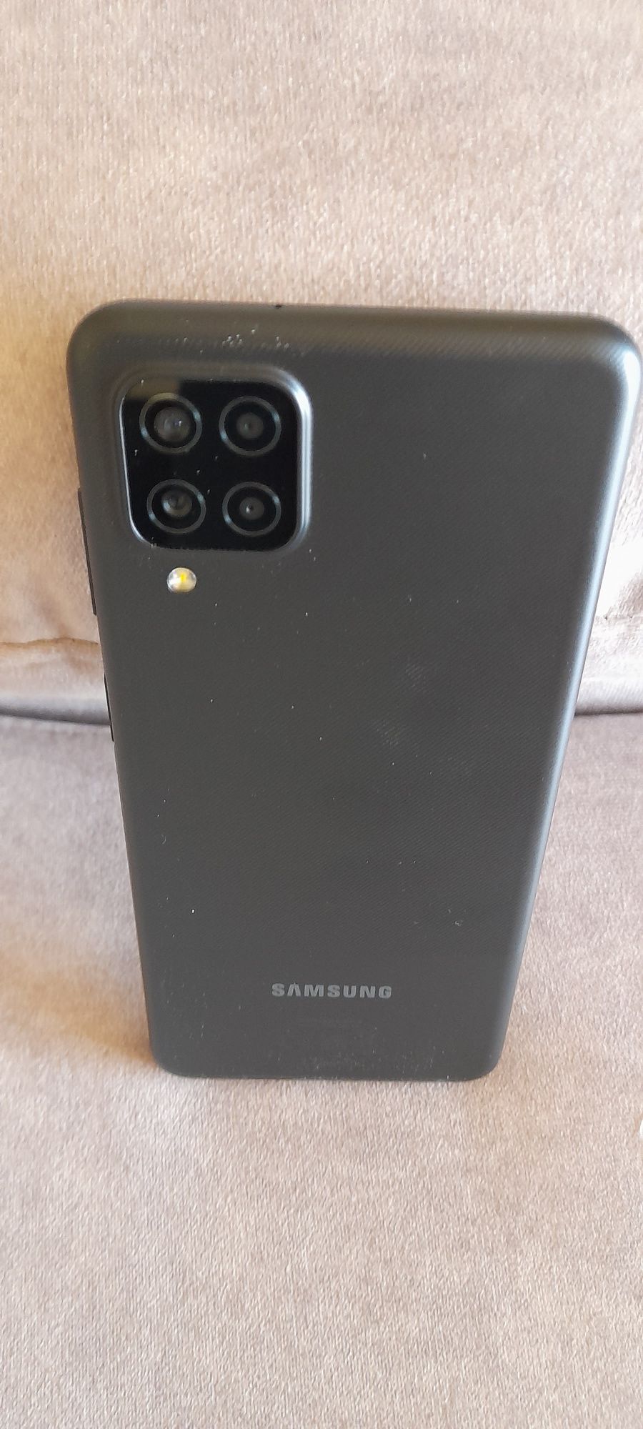 Samsung A12 - Em excelente estado